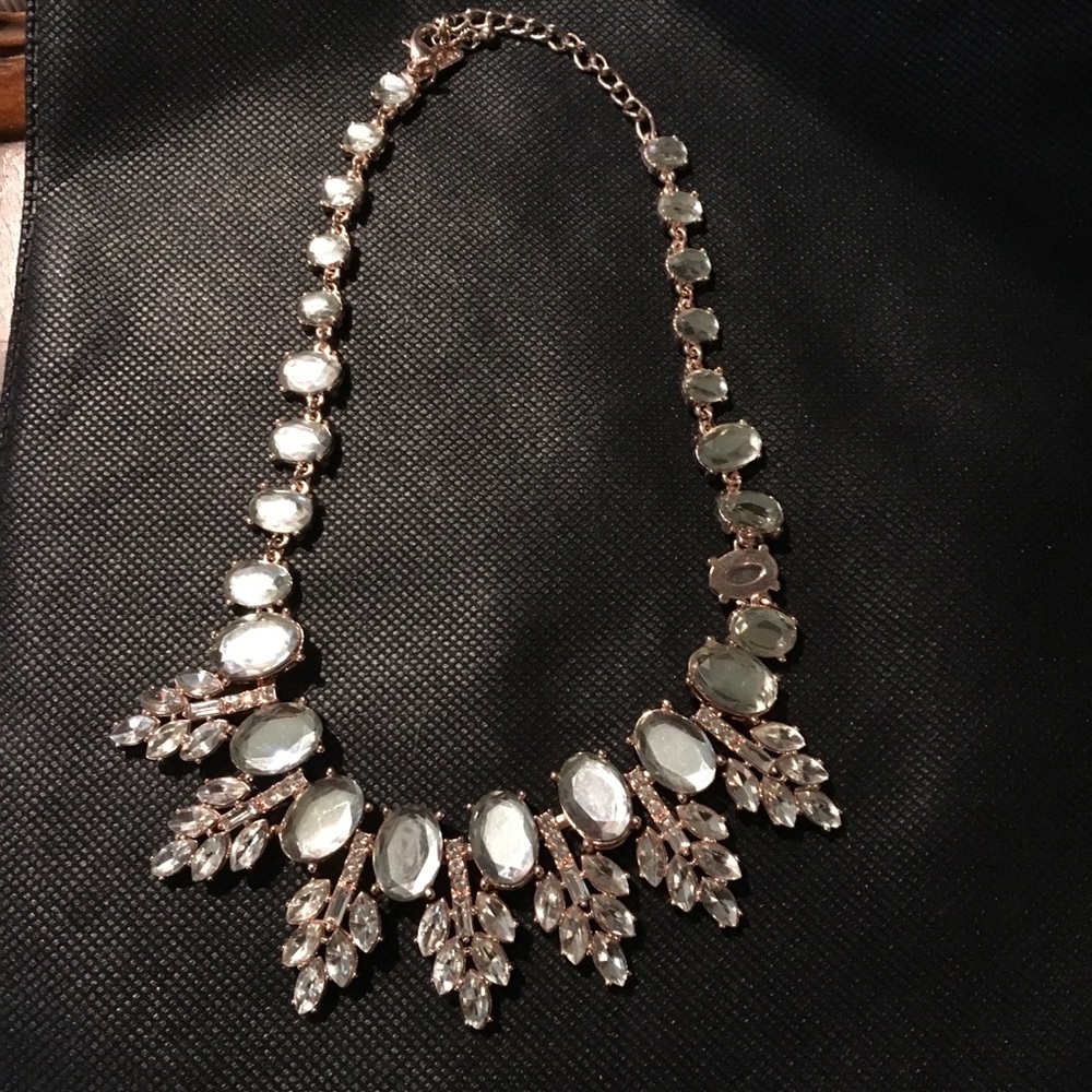 Glitzy Rhinestone Encrusted Statement Necklace - image 3